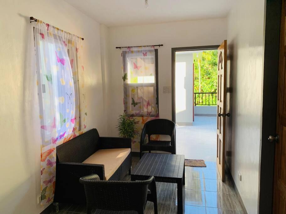 Romblon Transient House Apartment ภายนอก รูปภาพ