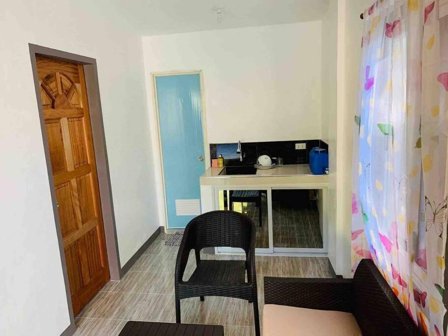 Romblon Transient House Apartment ภายนอก รูปภาพ